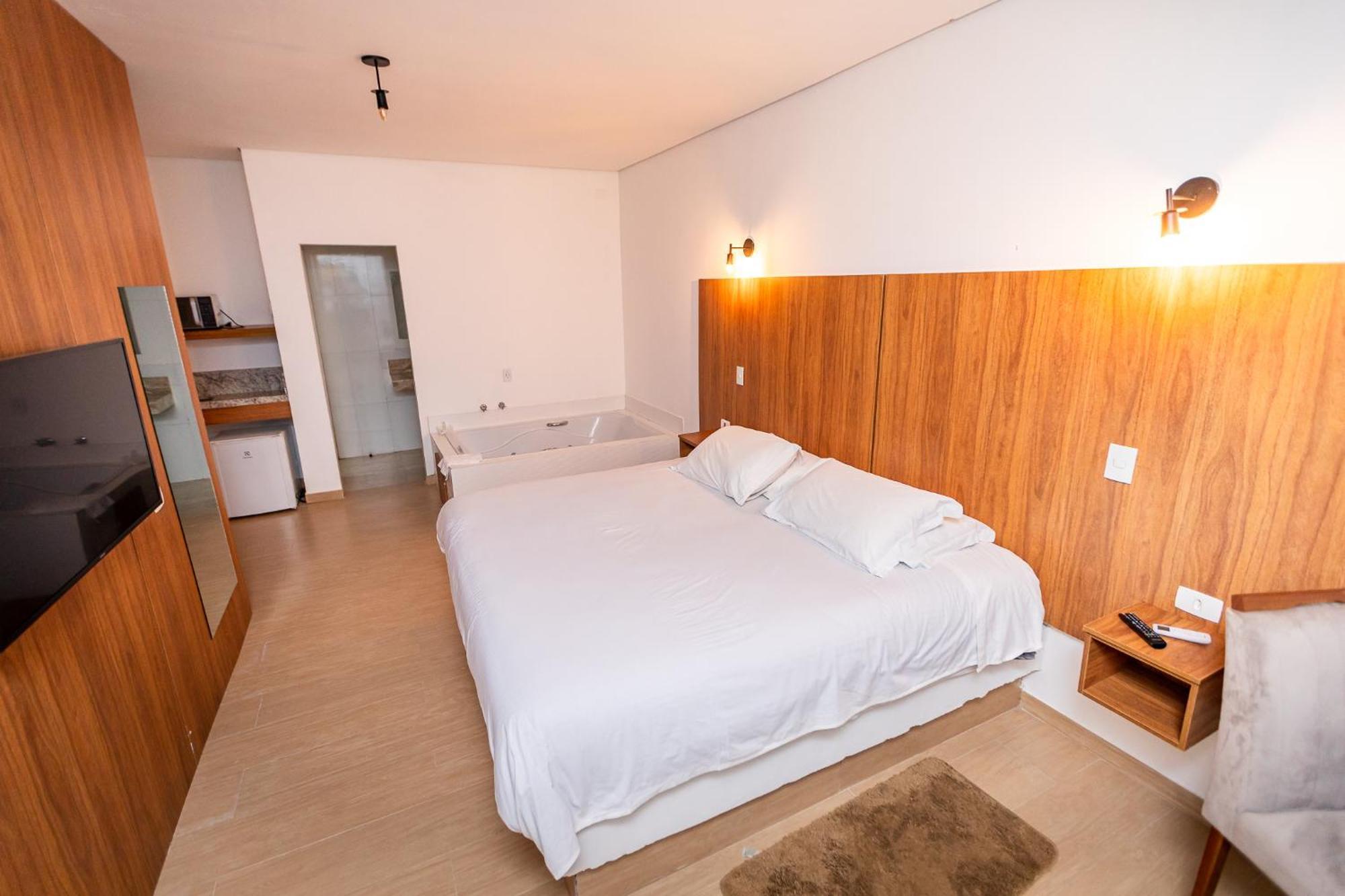 Suites E Chales Com Hidro Lareira E Ar Condicionado Villa Hegus Campos do Jordão المظهر الخارجي الصورة