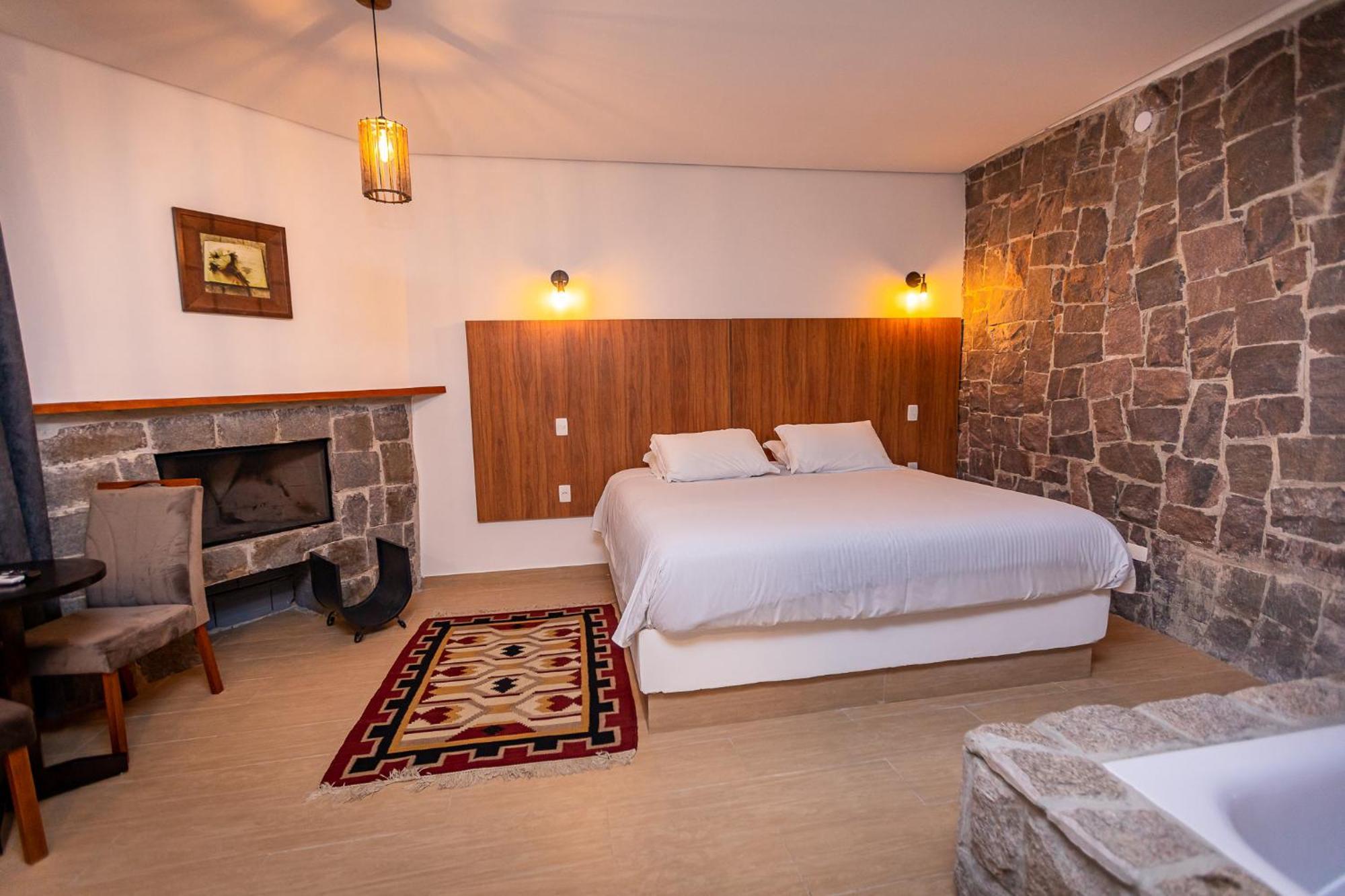 Suites E Chales Com Hidro Lareira E Ar Condicionado Villa Hegus Campos do Jordão المظهر الخارجي الصورة