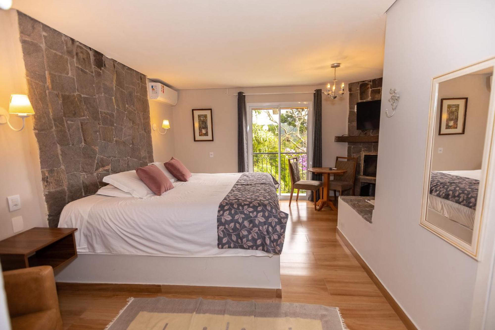 Suites E Chales Com Hidro Lareira E Ar Condicionado Villa Hegus Campos do Jordão المظهر الخارجي الصورة