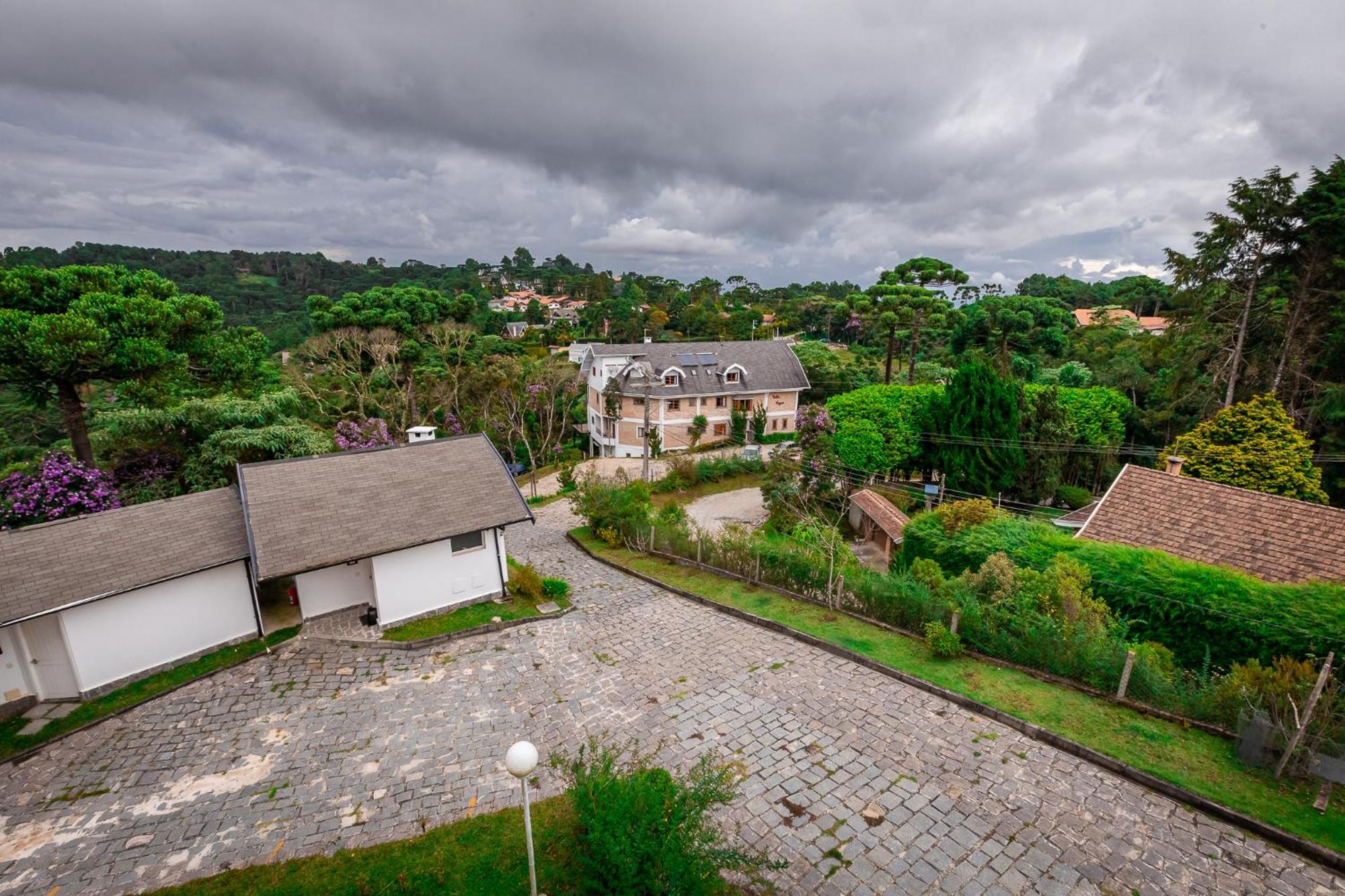 Suites E Chales Com Hidro Lareira E Ar Condicionado Villa Hegus Campos do Jordão المظهر الخارجي الصورة