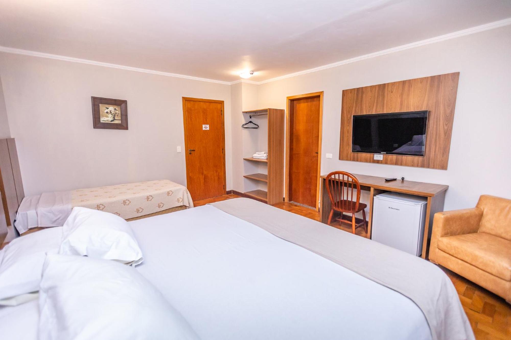 Suites E Chales Com Hidro Lareira E Ar Condicionado Villa Hegus Campos do Jordão المظهر الخارجي الصورة
