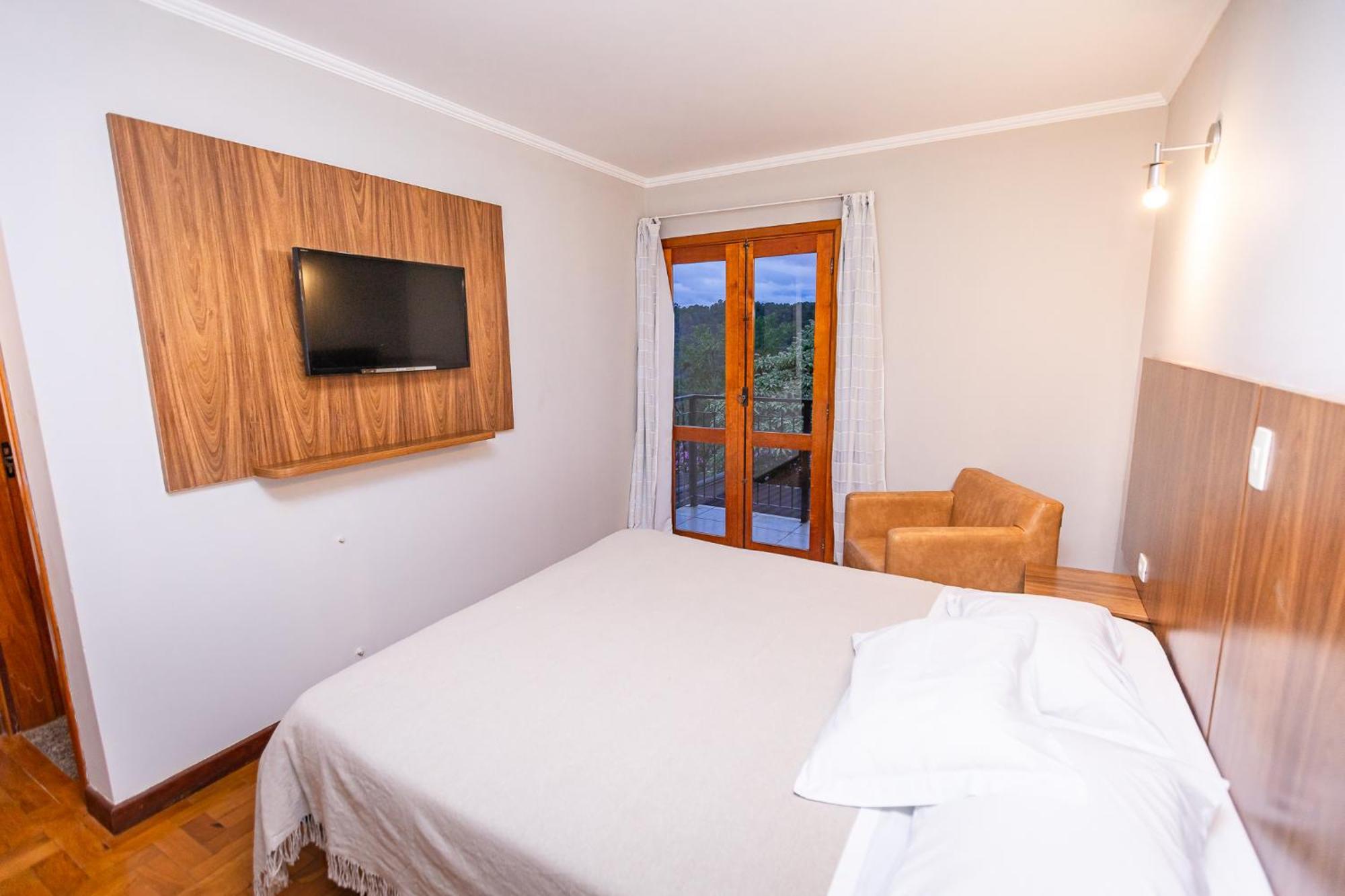 Suites E Chales Com Hidro Lareira E Ar Condicionado Villa Hegus Campos do Jordão المظهر الخارجي الصورة