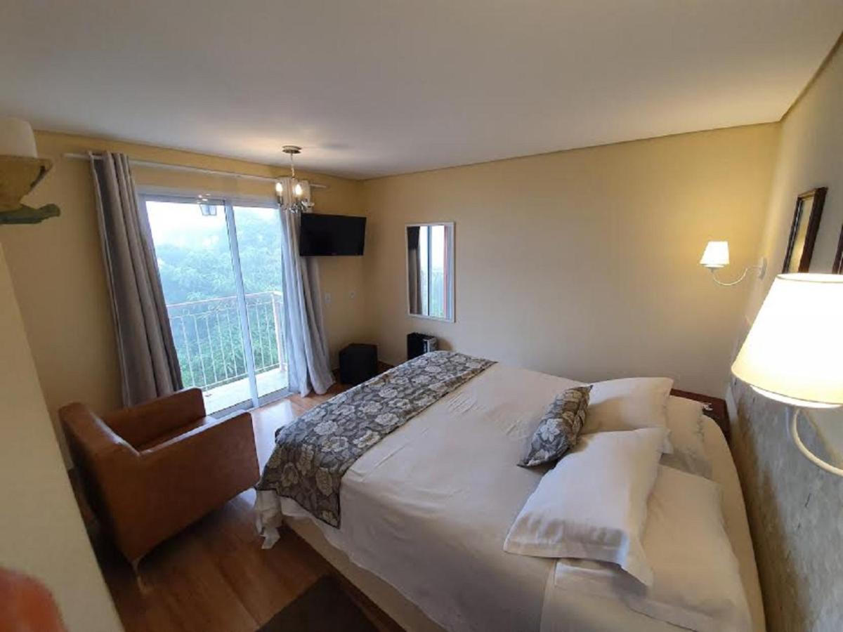Suites E Chales Com Hidro Lareira E Ar Condicionado Villa Hegus Campos do Jordão المظهر الخارجي الصورة